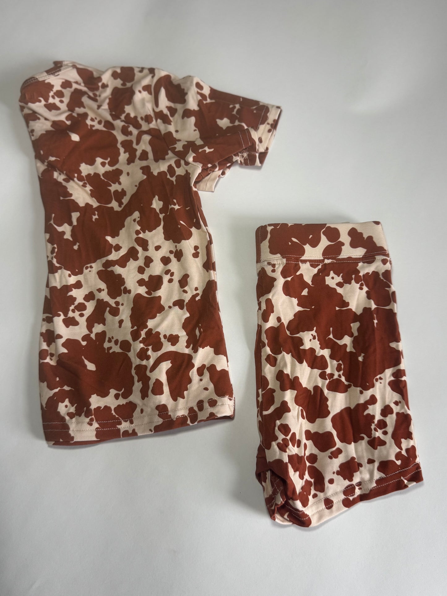 Brown Cowhide Bamboo Lounge Set