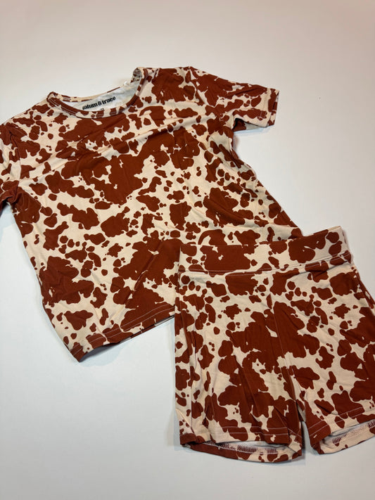 Brown Cowhide Bamboo Lounge Set