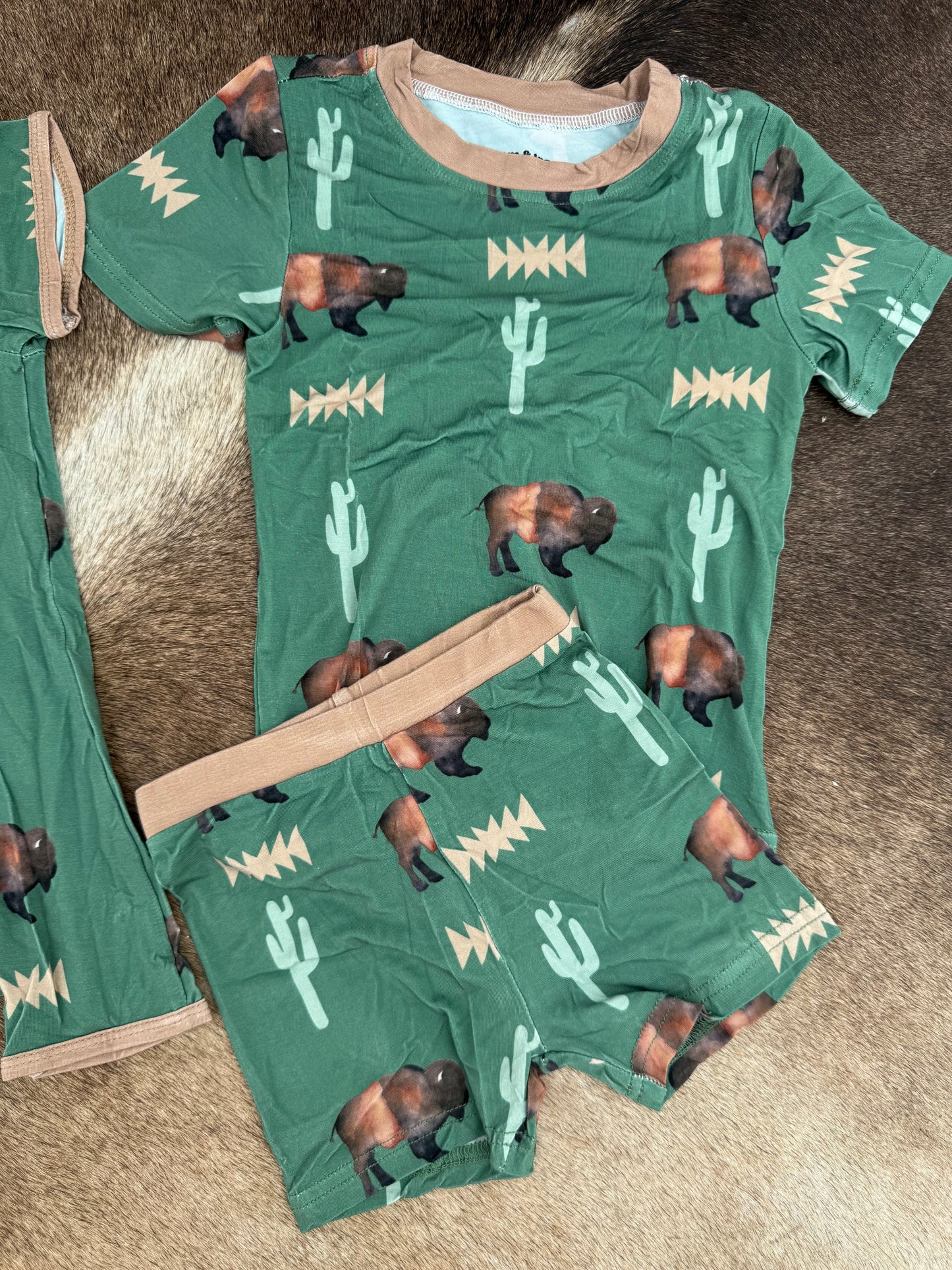 Buffalo Bamboo Shorts Set