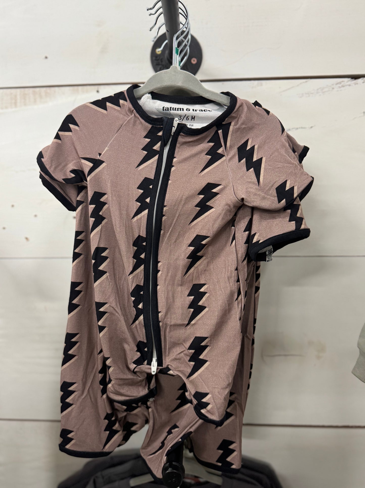 Charcoal Bolts Bamboo Shortie